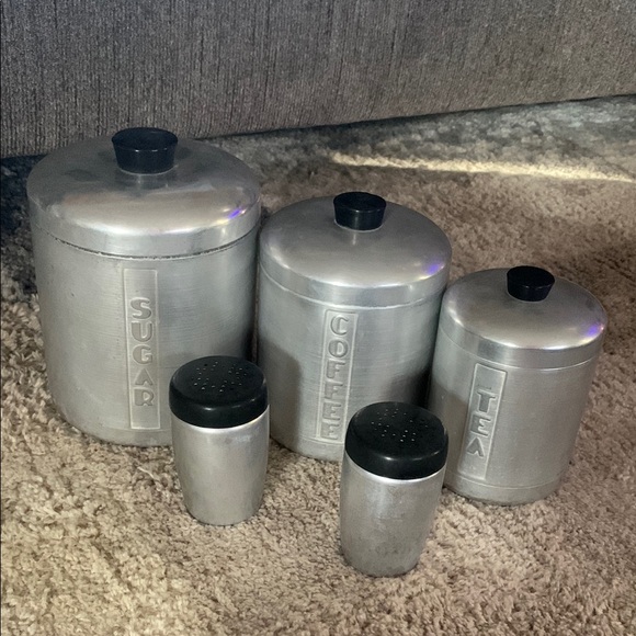 Vintage Aluminum Canister Set with Salt and Pepper shakers! - Picture 1 of 7